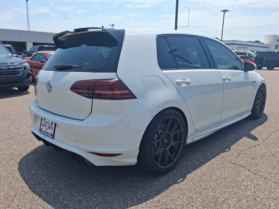 2017 Volkswagen GTI Mk7 - Image 8 of 17