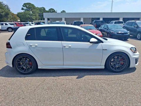 2017 Volkswagen Golf GTI 2.0L TSI