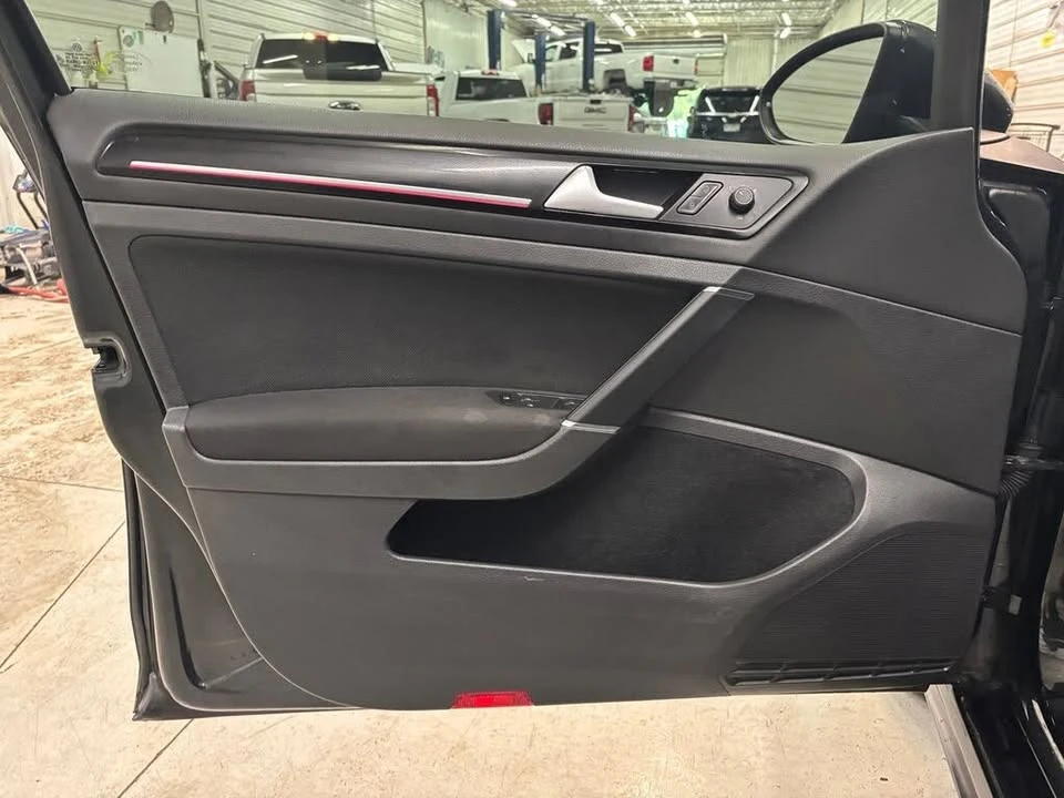 2017 Volkswagen GTI Mk7 - Image 8 of 19