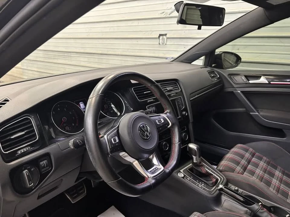 2017 Volkswagen GTI Mk7 - Image 11 of 19