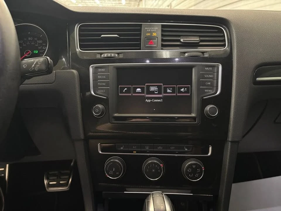 2017 Volkswagen GTI Mk7 - Image 17 of 19