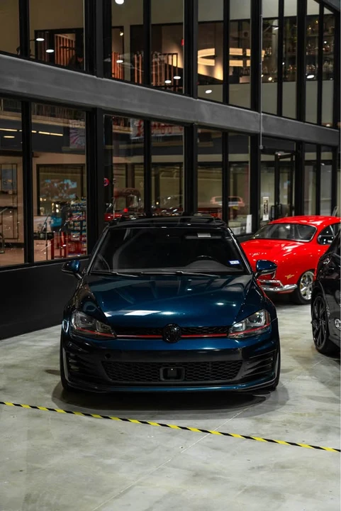 2017 Volkswagen GTI Mk7 - Image 11 of 19