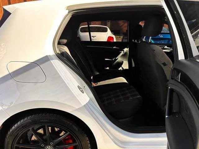 2017 Volkswagen GTI Mk7 - Image 11 of 20