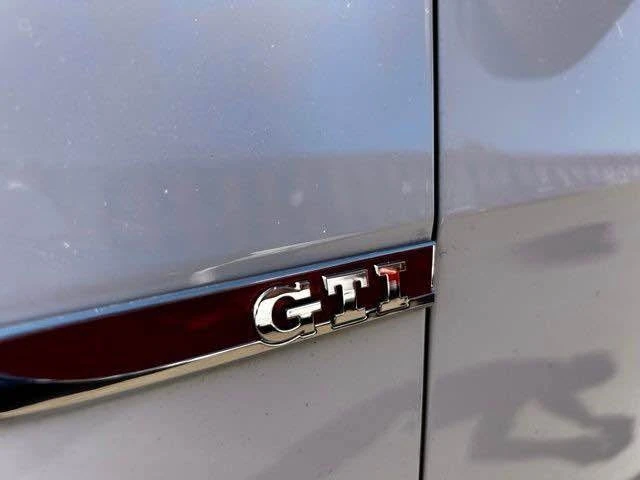2017 Volkswagen GTI Mk7 - Image 19 of 20