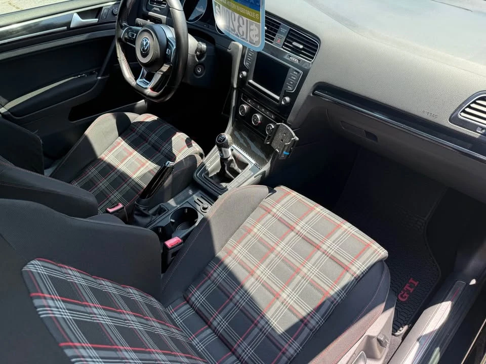 2017 Volkswagen GTI Mk7 - Image 13 of 14