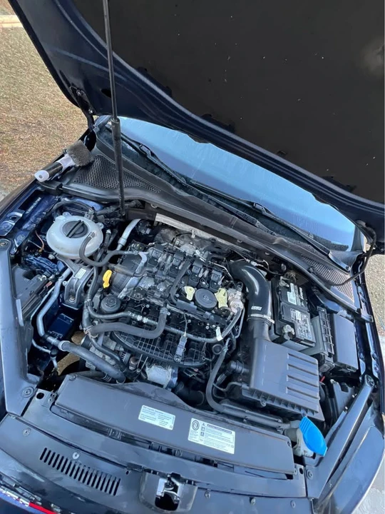 2017 Volkswagen GTI Mk7 - Image 8 of 14