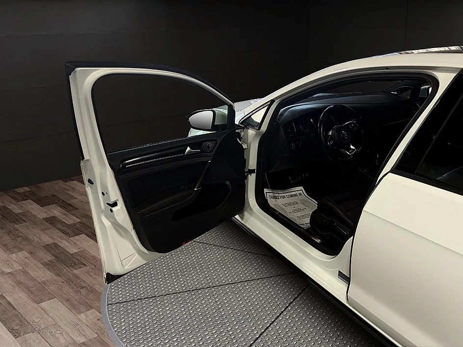 2017 Volkswagen GTI Mk7 - Image 18 of 20