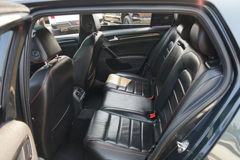 2017 Volkswagen GTI Mk7 - Image 15 of 20