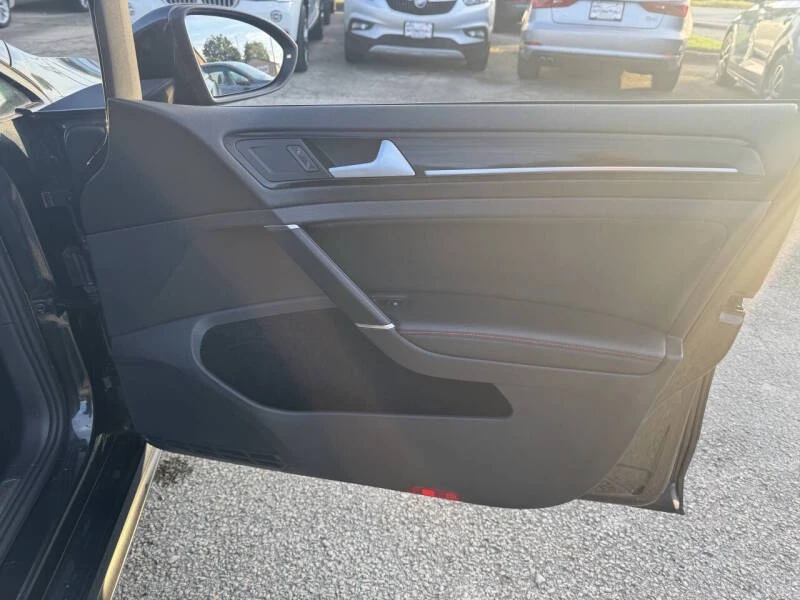 2017 Volkswagen GTI Mk7 - Image 14 of 31