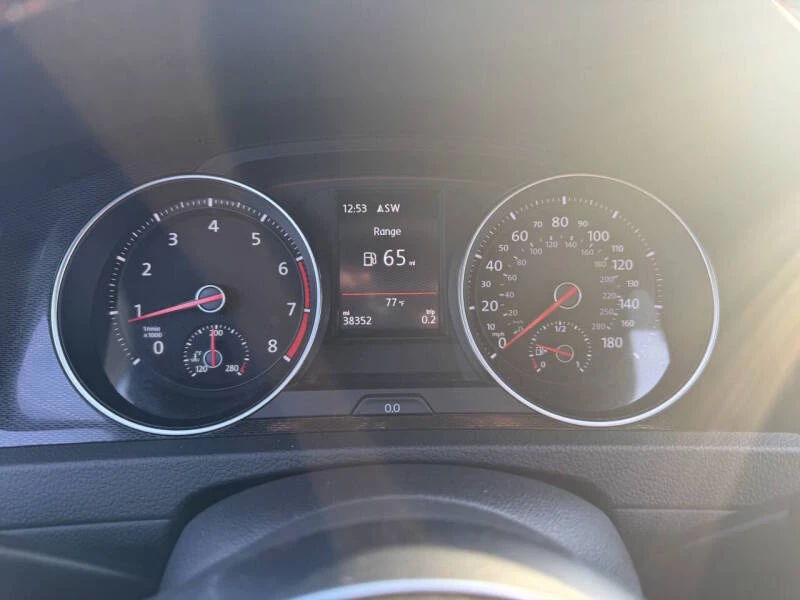 2017 Volkswagen GTI Mk7 - Image 27 of 31