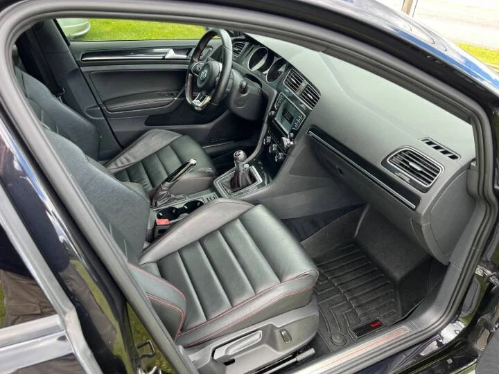 2017 Volkswagen GTI Mk7 - Image 11 of 14