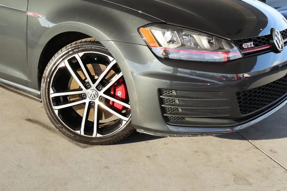 2017 Volkswagen GTI Mk7 - Image 2 of 14