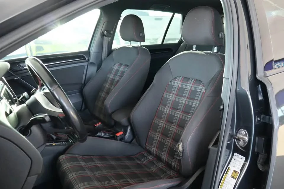 2017 Volkswagen GTI Mk7 - Image 9 of 14