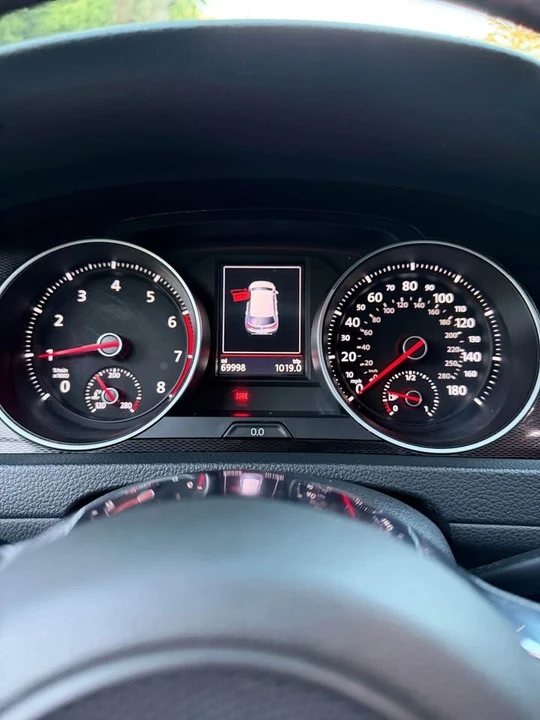2017 Volkswagen GTI Mk7 - Image 10 of 10