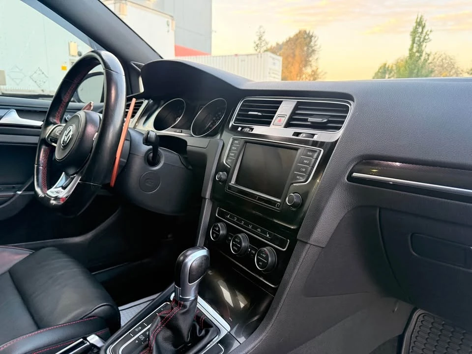 2017 Volkswagen GTI Mk7 - Image 12 of 20
