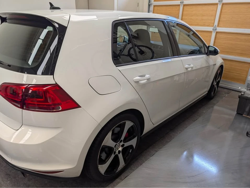2017 Volkswagen GTI Mk7 - Image 3 of 8