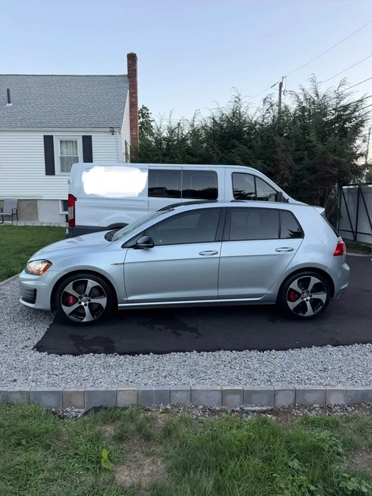 2017 Volkswagen GTI Mk7 - Image 5 of 10