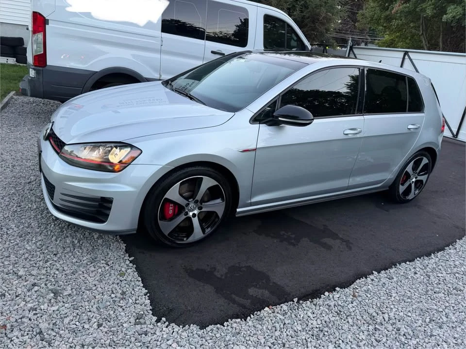 2017 Volkswagen GTI Mk7 - Image 4 of 10