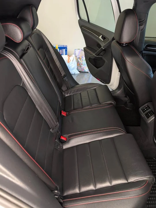 2017 Volkswagen GTI Mk7 - Image 5 of 8