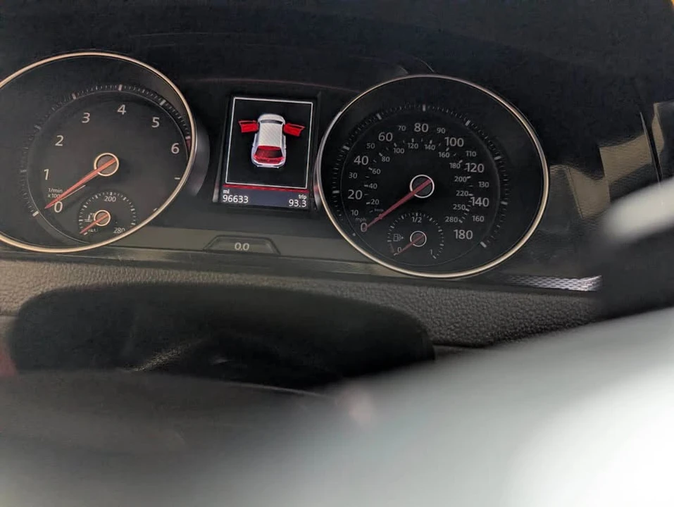 2017 Volkswagen GTI Mk7 - Image 8 of 8