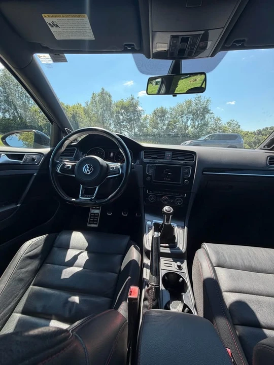 2017 Volkswagen GTI Mk7 - Image 18 of 19