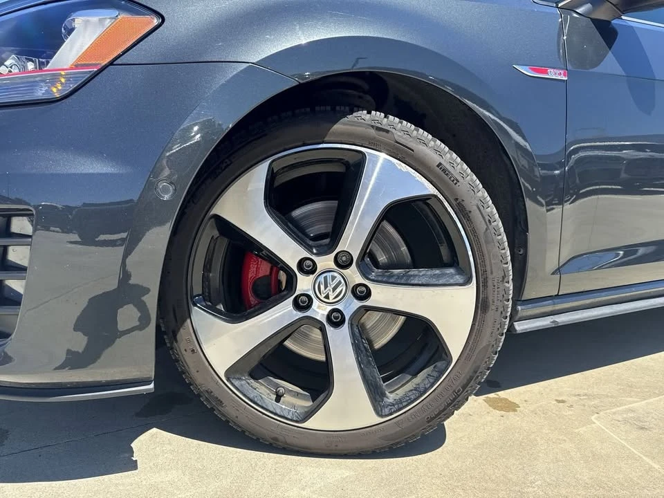 2017 Volkswagen GTI Mk7 - Image 2 of 17