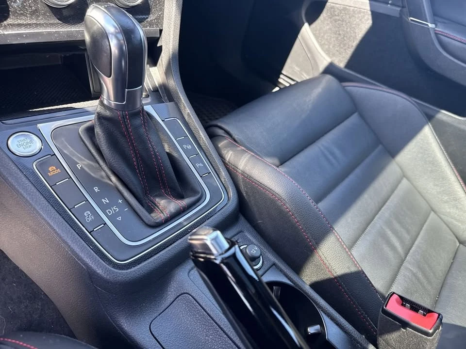 2017 Volkswagen GTI Mk7 - Image 11 of 17