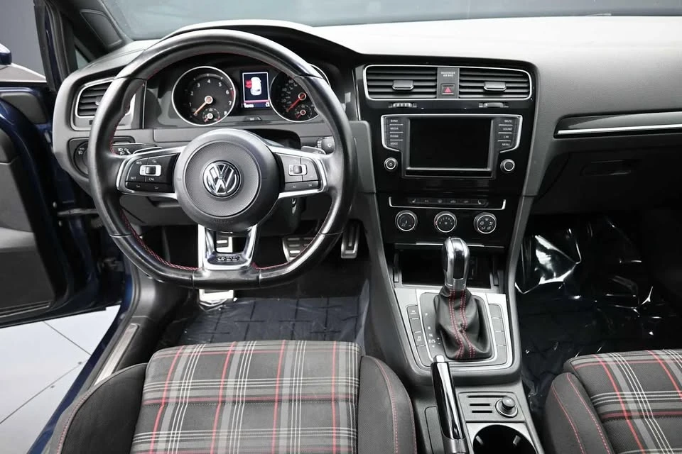 2017 Volkswagen GTI Mk7 - Image 6 of 10