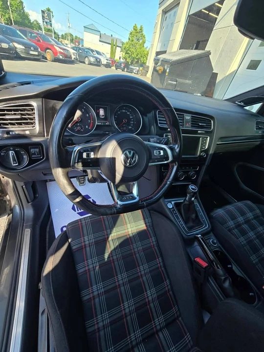 2017 Volkswagen GTI Mk7 - Image 5 of 9