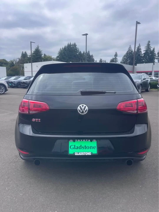 2017 Volkswagen GTI Mk7 - Image 3 of 10