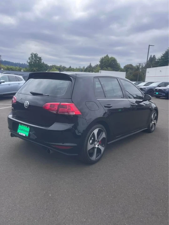 2017 Volkswagen GTI Mk7 - Image 5 of 10