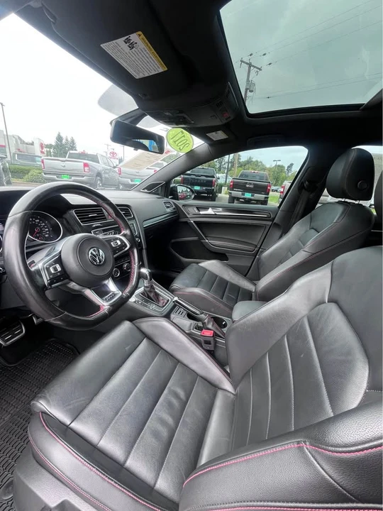 2017 Volkswagen GTI Mk7 - Image 7 of 10