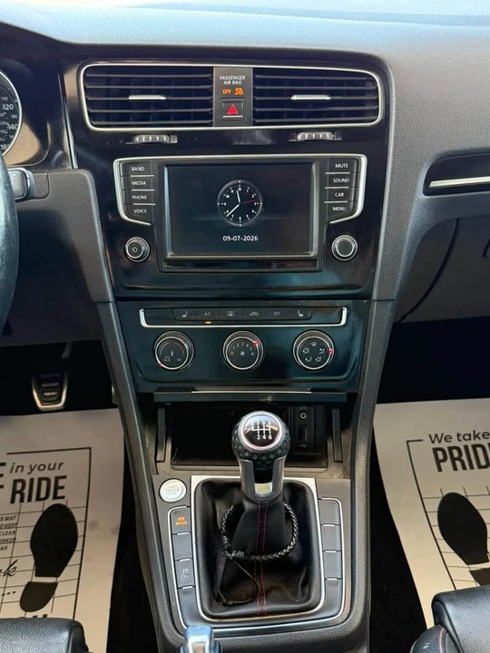 2017 Volkswagen GTI Mk7 - Image 6 of 10