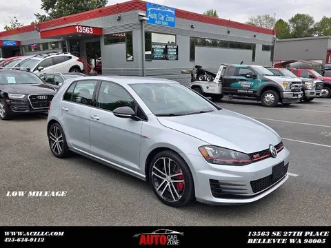 2017 Volkswagen Golf GTI Sport