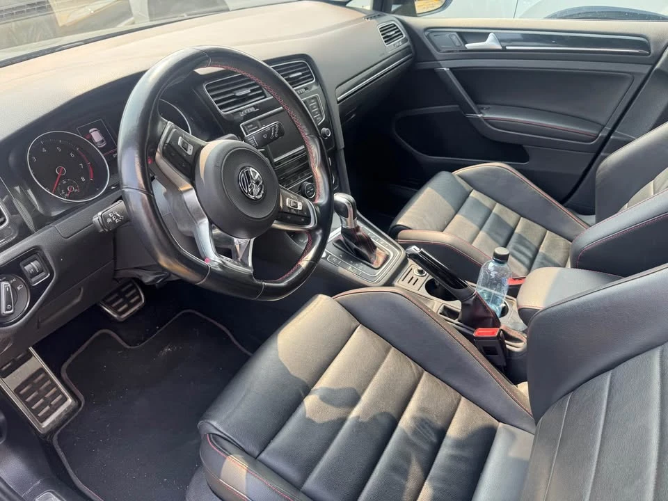 2017 Volkswagen GTI Mk7 - Image 9 of 13