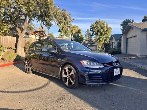 2017 Volkswagen Golf GTI SE