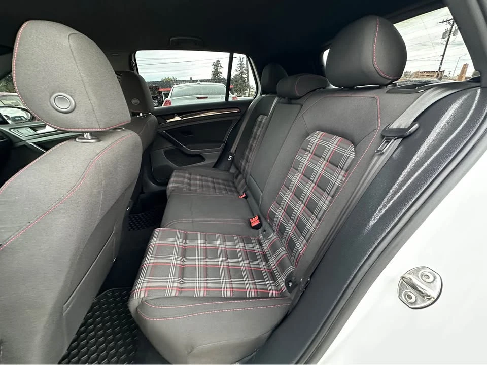 2017 Volkswagen GTI Mk7 - Image 10 of 20