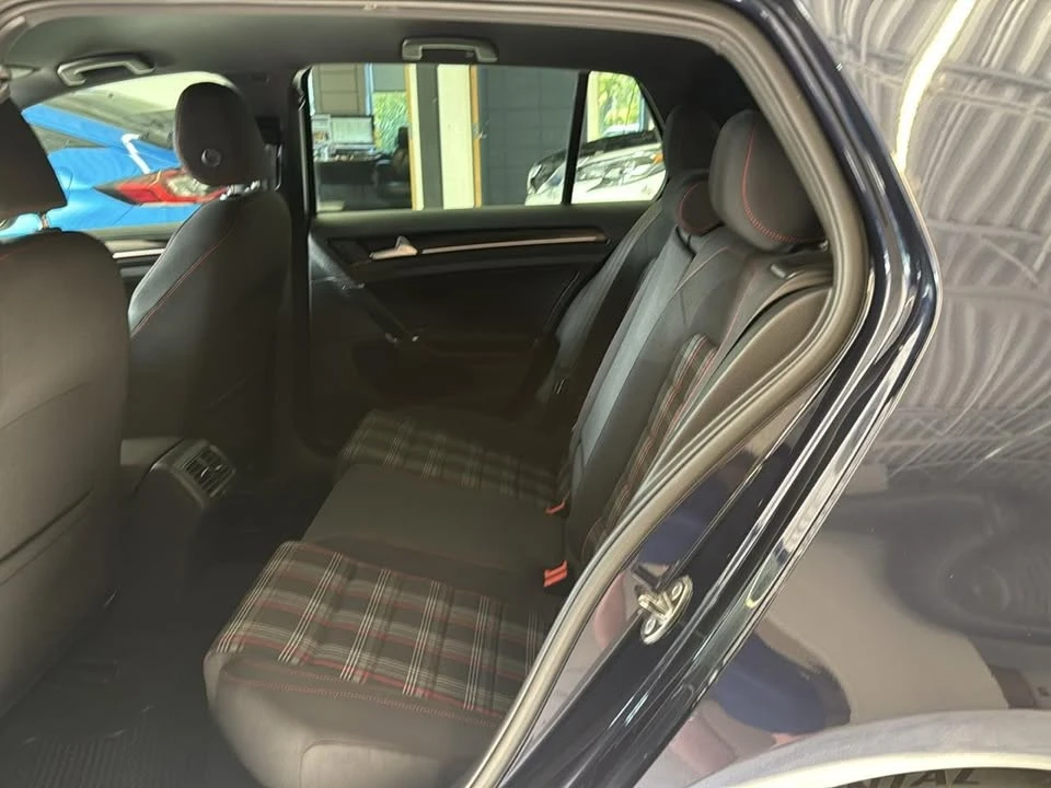 2017 Volkswagen GTI Mk7 - Image 17 of 20