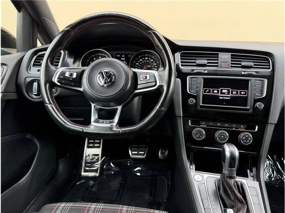 2017 Volkswagen GTI Mk7 - Image 16 of 20