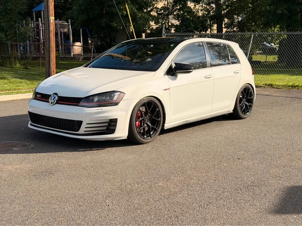 2017 Volkswagen GTI Mk7 - Image 10 of 20
