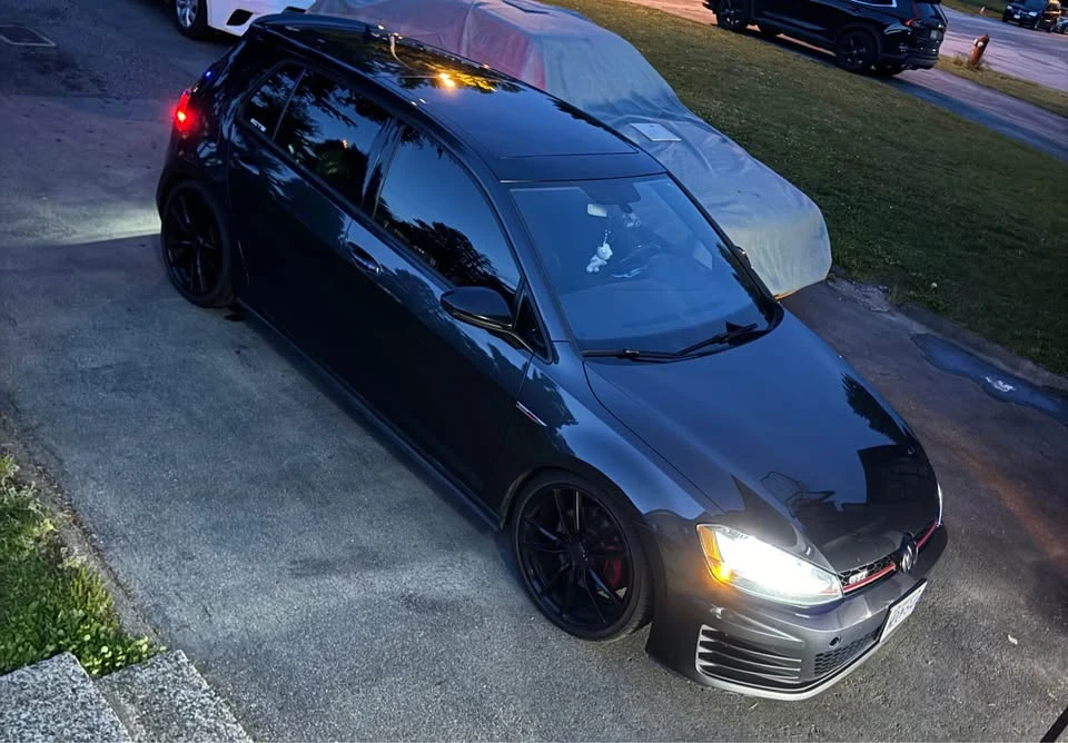 2017 Volkswagen GTI Mk7 - Image 3 of 10