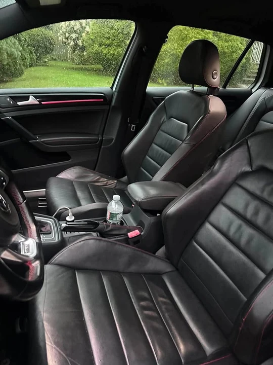 2017 Volkswagen GTI Mk7 - Image 19 of 20