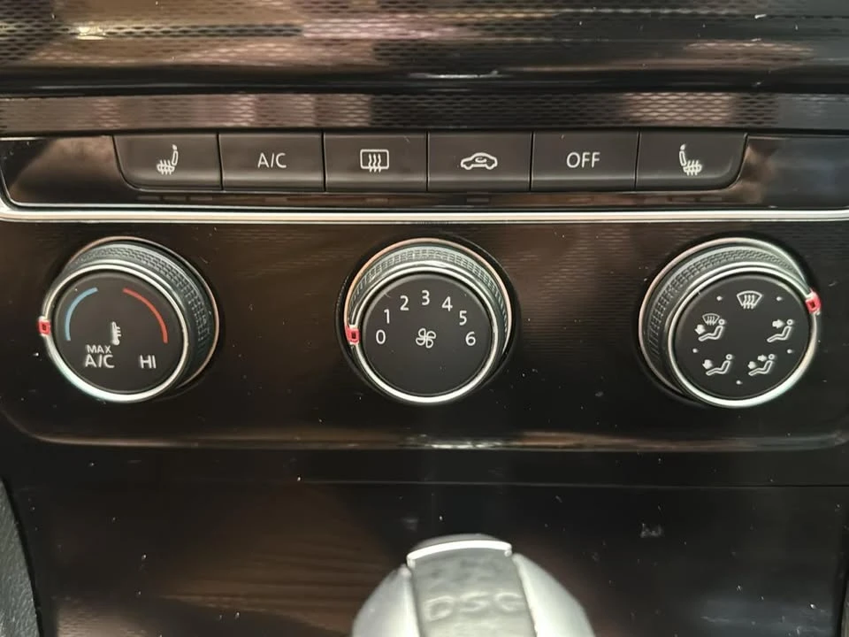 2017 Volkswagen GTI Mk7 - Image 14 of 20