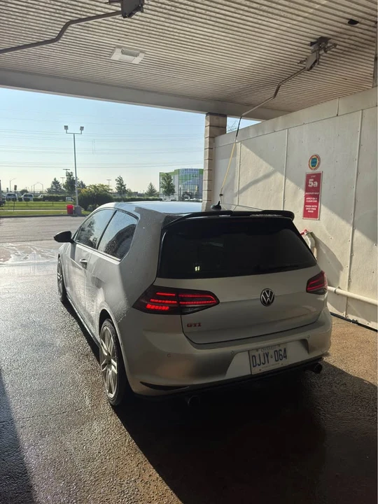 2017 Volkswagen GTI Mk7 - Image 2 of 4