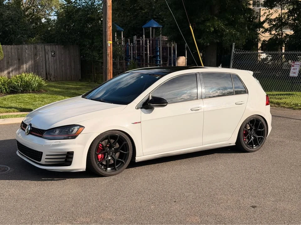 2017 Volkswagen GTI Mk7 - Image 12 of 20