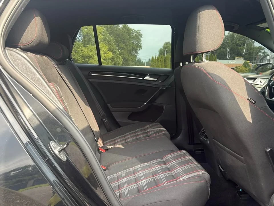 2017 Volkswagen GTI Mk7 - Image 15 of 20