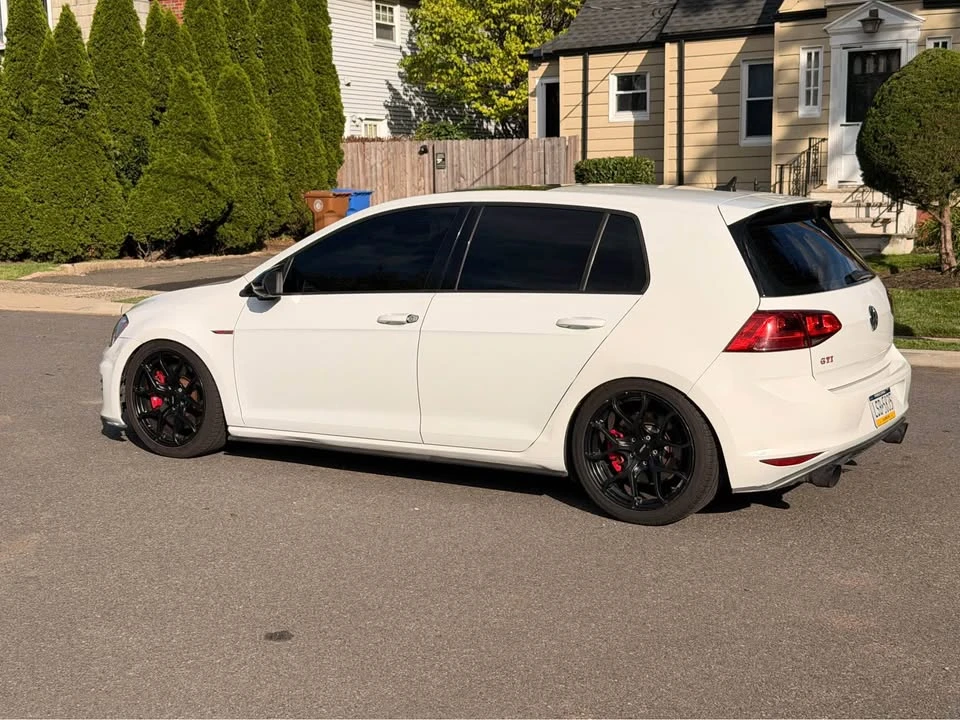 2017 Volkswagen GTI Mk7 - Image 9 of 20