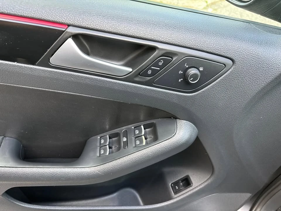 2017 Volkswagen GTI Mk7 - Image 15 of 15