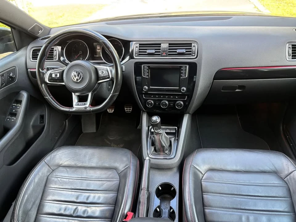 2017 Volkswagen GTI Mk7 - Image 8 of 15