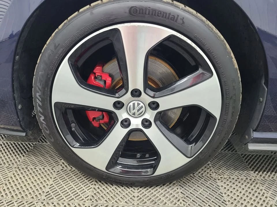 2017 Volkswagen GTI Mk7 - Image 19 of 20